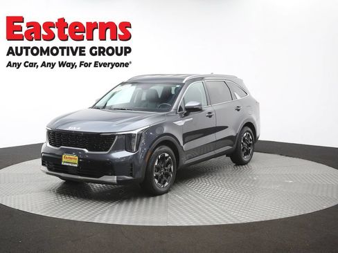 Used 2024 Kia Sorento S FWD image 57