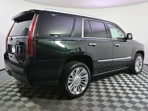 Used 2016 Cadillac Escalade Platinum AWD/4WD image 7