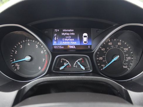 Used 2017 Ford Focus SE image 25