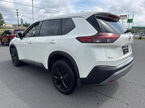 Used 2021 Nissan Rogue SV AWD/4WD image 6