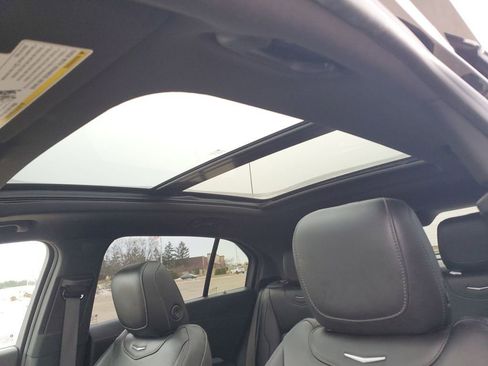 Used 2021 Cadillac XT4 Premium Luxury w/ Cold Weather Package image 19