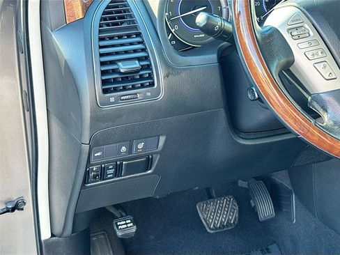 Used 2019 INFINITI QX80 Luxe w/ Proassist Package image 11