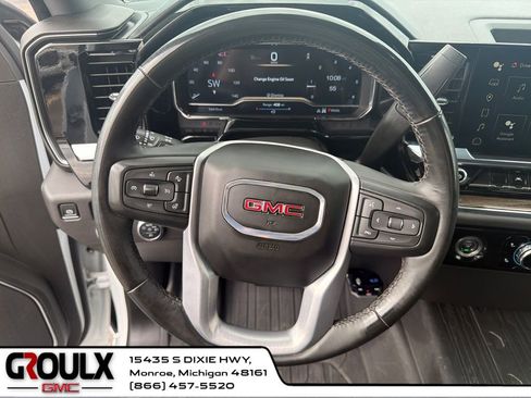 Used 2024 GMC Sierra 1500 Elevation AWD/4WD image 15