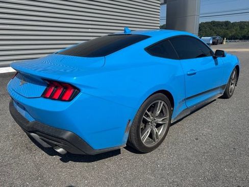 Used 2024 Ford Mustang Coupe RWD image 5