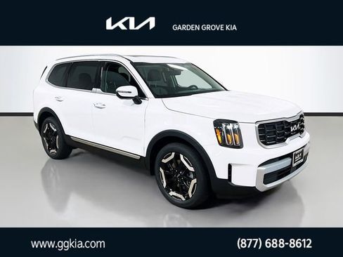 New 2025 Kia Telluride S image 1