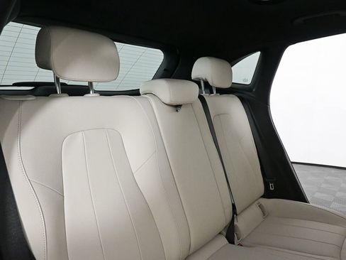 Certified 2025 Mercedes-Benz GLA 250 4MATIC image 21