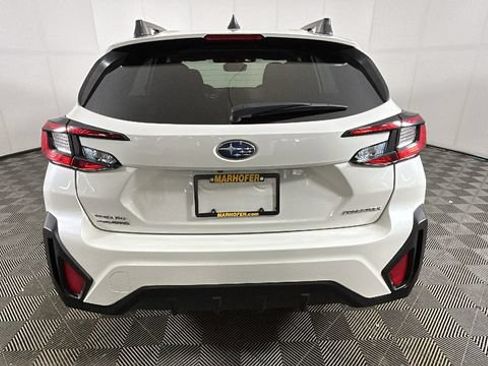 Used 2024 Subaru Crosstrek 2.0i Premium AWD/4WD image 3