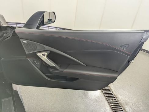 Used 2017 Chevrolet Corvette Z06 RWD image 17