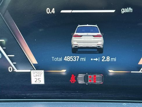 Used 2023 BMW X7 xDrive40i image 18