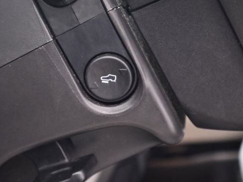 Used 2013 Ford F150 XLT w/ Luxury Equipment Group image 23