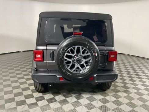 Used 2024 Jeep Wrangler Sahara w/ Technology Group image 9
