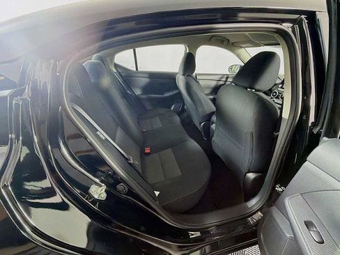 Certified 2025 Nissan Sentra SV FWD image 23