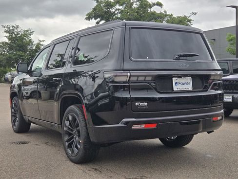 New 2026 Jeep Grand Wagoneer Summit AWD/4WD image 3