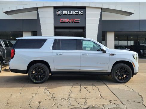 New 2026 GMC Yukon XL Denali w/ Sun & Power Step Package image 2