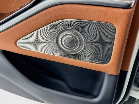 Certified 2022 Mercedes-Benz S 500 4MATIC image 28