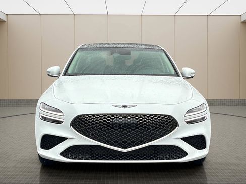 Used 2026 Genesis G70 2.5T Prestige image 8