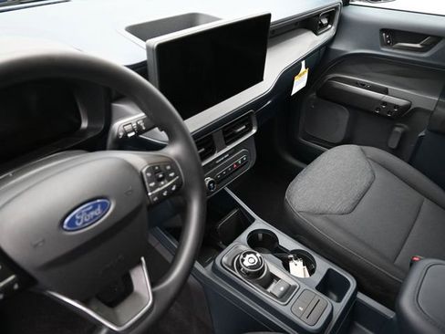 New 2025 Ford Maverick XL image 25