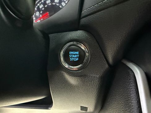 Used 2022 Toyota RAV4 XLE image 22