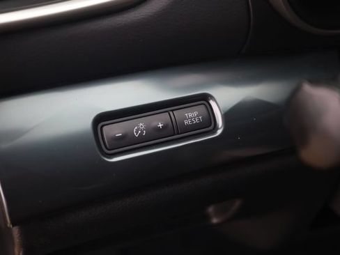 Used 2019 Nissan Maxima SR w/ Premium Package FWD image 10