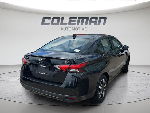Used 2024 Nissan Versa SV FWD image 3