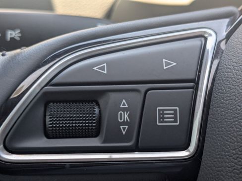 Used 2018 Audi Q3 2.0T Premium Plus w/ Premium Plus Package image 32