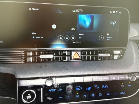 Used 2026 Hyundai Ioniq 5 SEL image 13