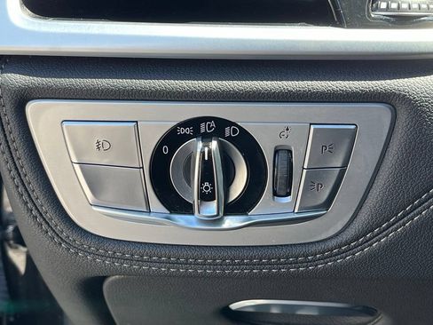 Used 2018 BMW 750i xDrive AWD/4WD image 37