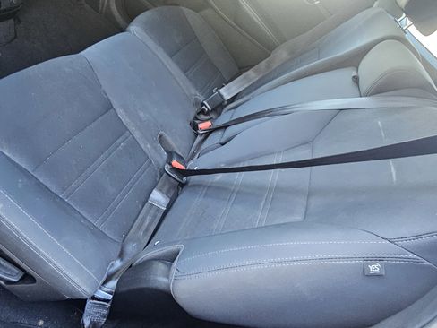 Used 2016 Kia Sorento LX w/ LX Convenience Package image 21