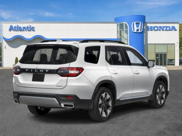 New 2026 Honda Pilot Touring image 2