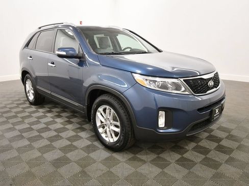 Used 2014 Kia Sorento LX FWD image 10
