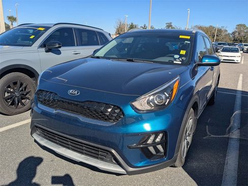 Used 2020 Kia Niro LX image 3
