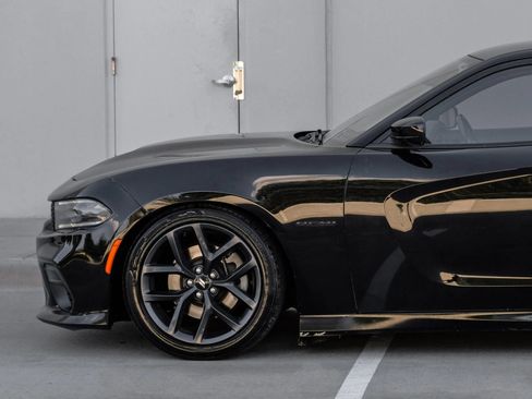 Used 2021 Dodge Charger R/T w/ Blacktop Package RWD image 11