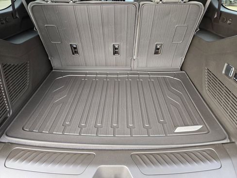 New 2026 GMC Yukon XL Elevation w/ Elevation Premium Package image 23