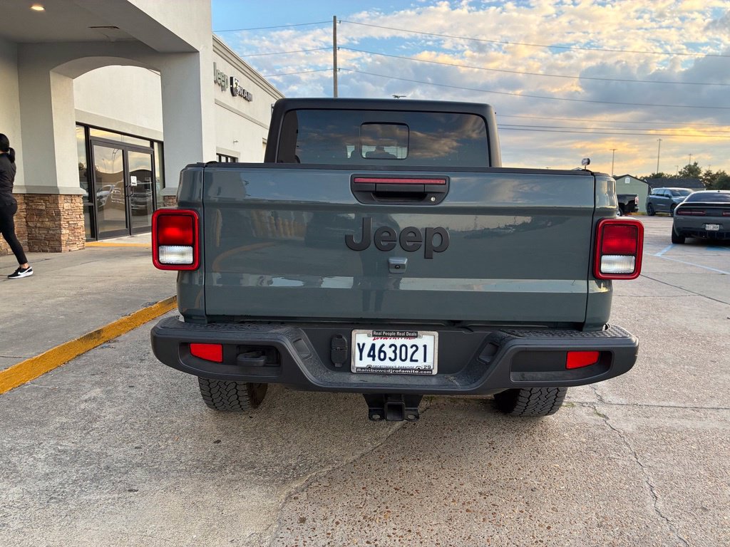 Used 2025 Jeep Gladiator Sport AWD/4WD image 10