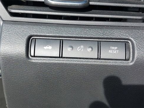 Used 2023 Nissan Altima 2.5 SR image 22