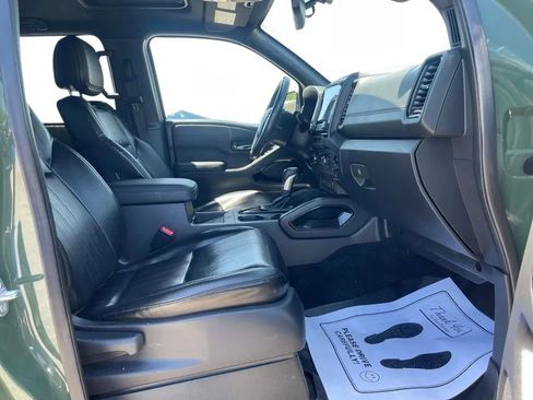 Used 2022 Nissan Frontier PRO-4X w/ Pro-4X Premium Package AWD/4WD image 19