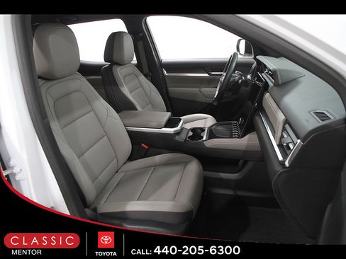 Used 2026 GMC Terrain Elevation w/ Elevation Premium Package AWD/4WD image 15