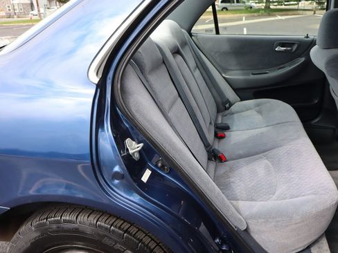 Used 2001 Honda Accord LX image 21