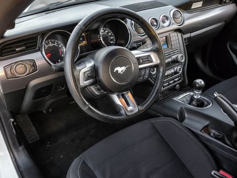 Used 2017 Ford Mustang GT w/ GT Performance Package image 10