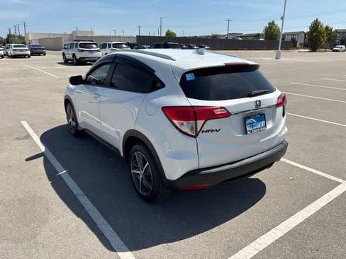 Used 2021 Honda HR-V EX-L image 3