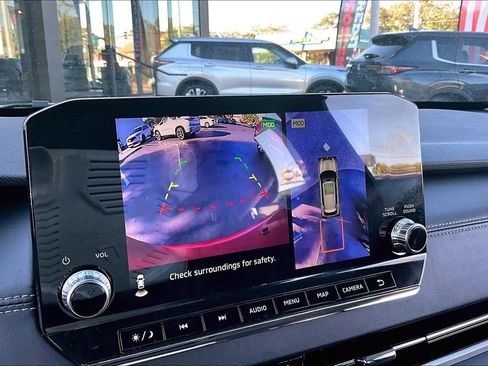 Used 2024 Mitsubishi Outlander SE Black Edition image 14