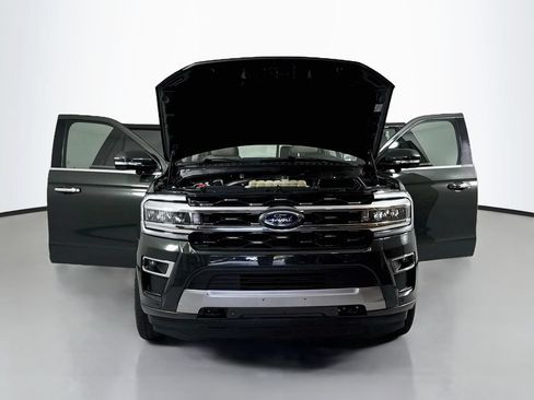 Used 2022 Ford Expedition Limited AWD/4WD image 27