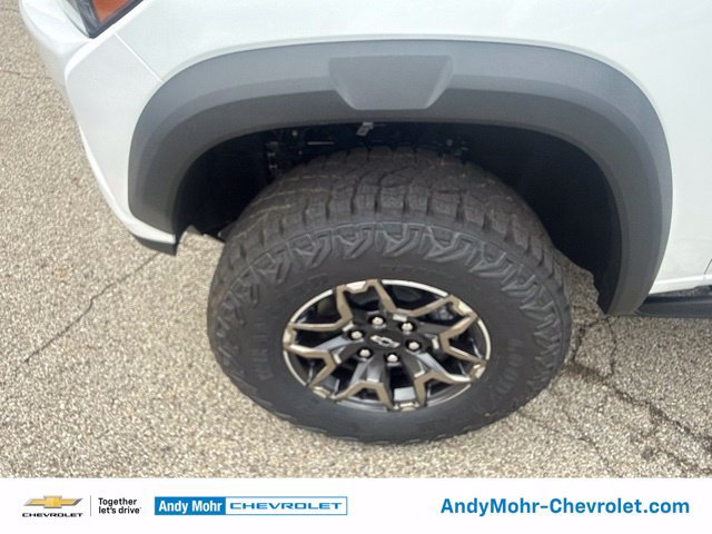 New 2026 Chevrolet Colorado ZR2 w/ Technology Package AWD/4WD image 47