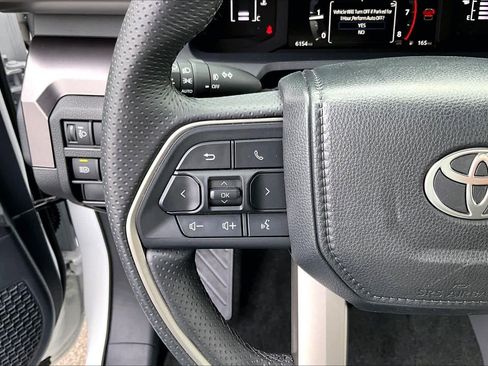 Certified 2025 Toyota 4Runner SR5 image 22