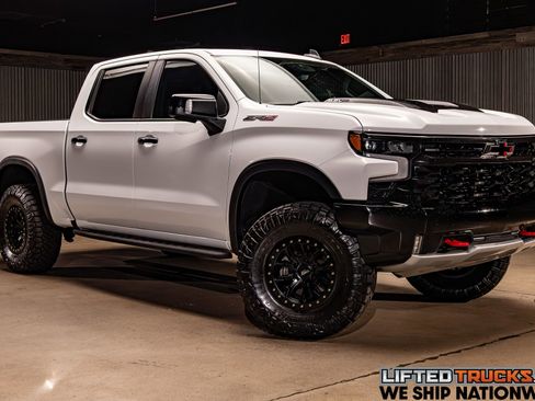 Used 2022 Chevrolet Silverado 1500 ZR2 w/ Technology Package image 1