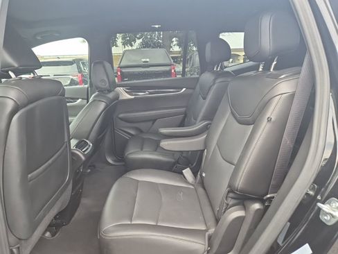 Certified 2025 Cadillac XT6 Premium Luxury image 13