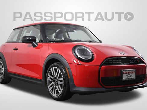 Used 2025 MINI Cooper S image 2