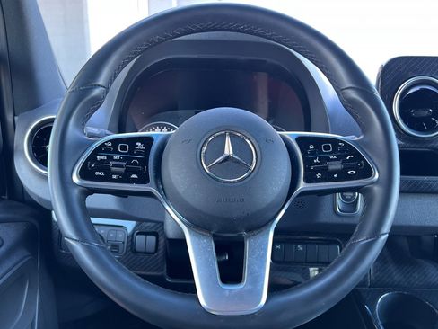 Used 2022 Mercedes-Benz Sprinter 2500 image 20