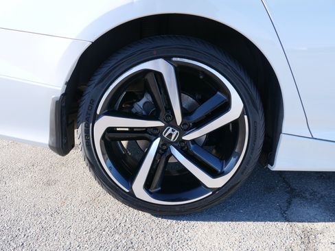 Certified 2022 Honda Accord Sport image 11