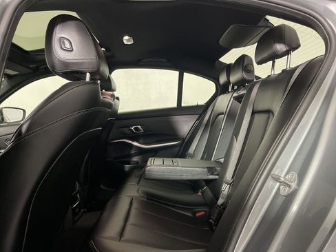 Used 2025 BMW 330i xDrive Sedan w/ Convenience Package image 33